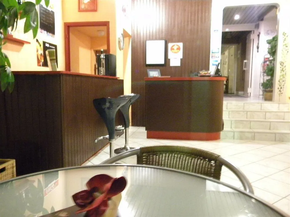 Hotel Confort 09 Ou Hc-09 타라스콩쉬르아리줴